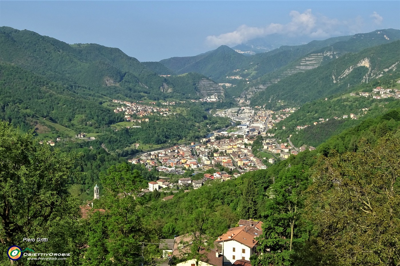 47 Vista panoramica sulla conca di Zogno.JPG